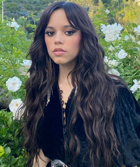 jenna ortega full nude|Jenna Ortega Nude Photos & Videos